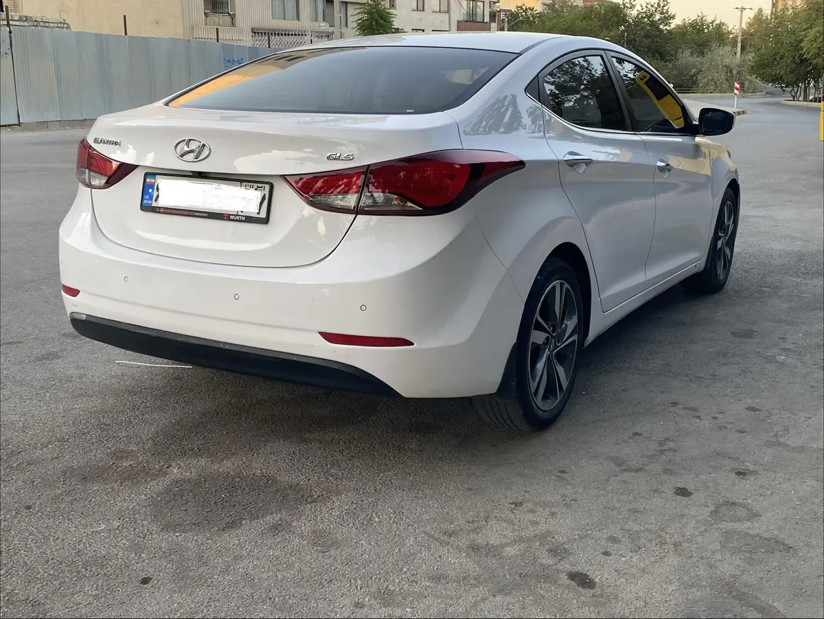 هیوندای،  النترا