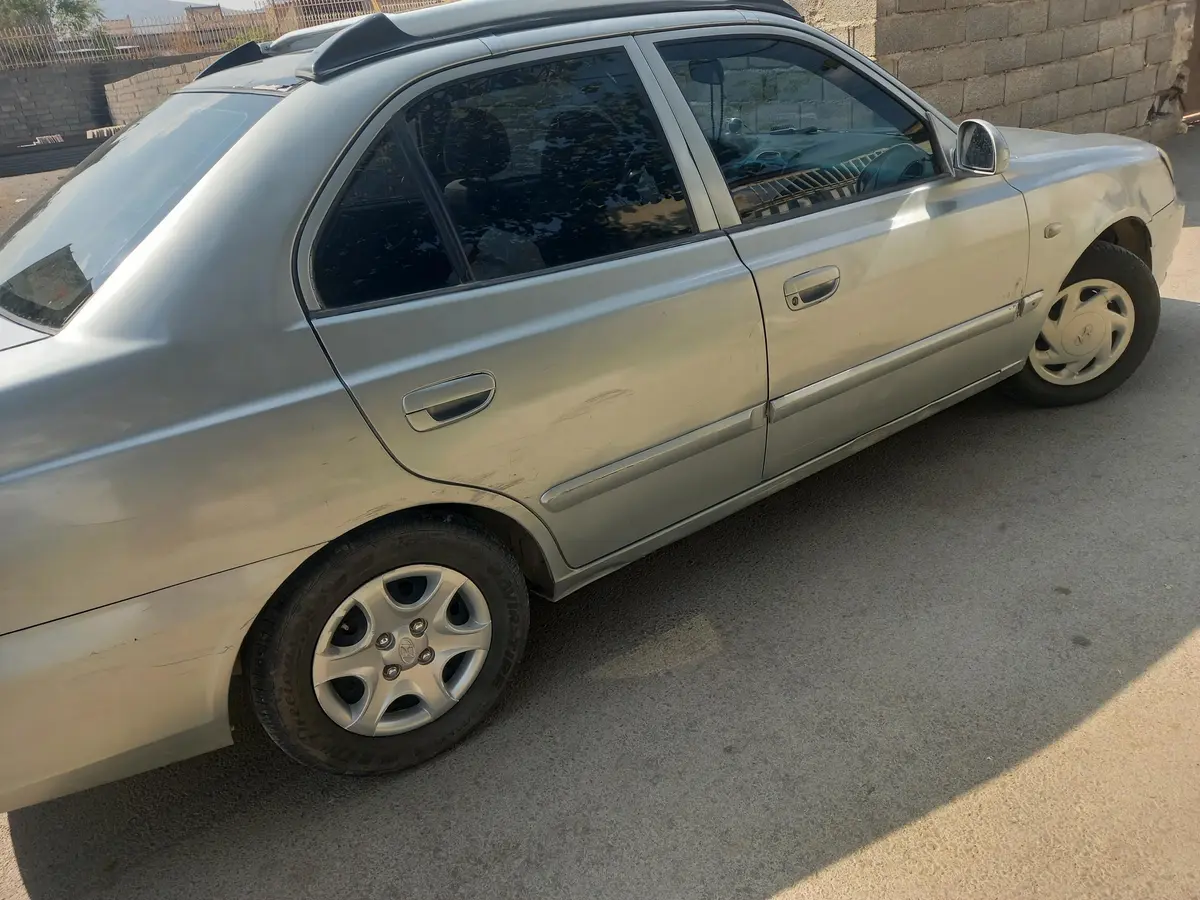 هیوندای،  ورنا