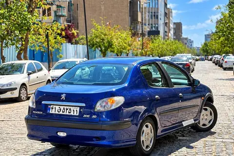 پژو، 206 SD