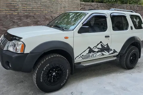 نیسان، رونیز