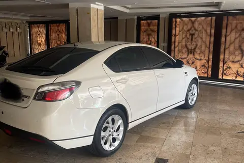 ام جی، 6