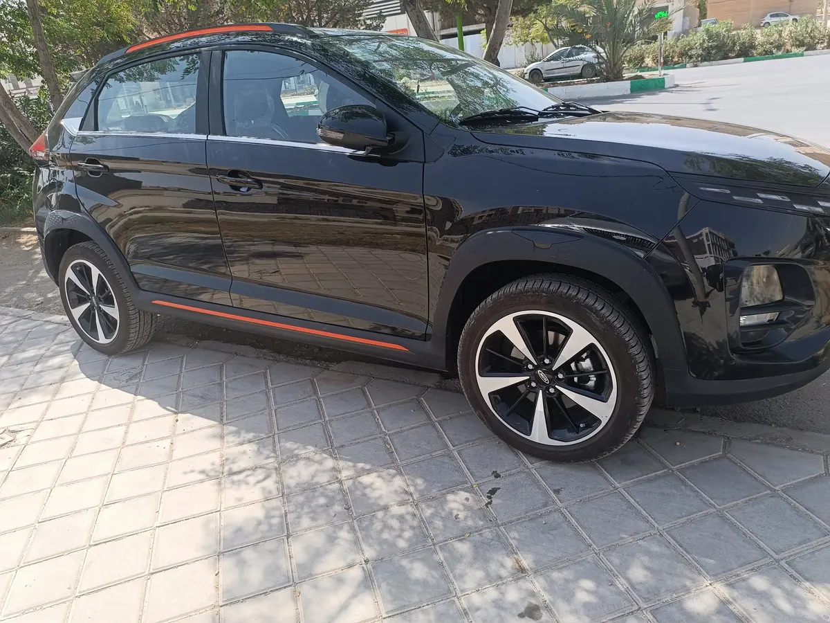 ام وی ام،  X33 کراس
