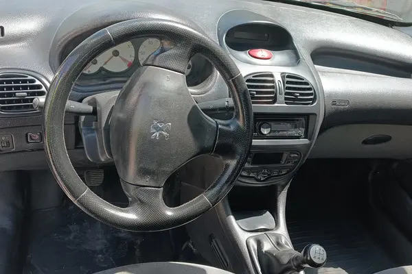 پژو  206 SD