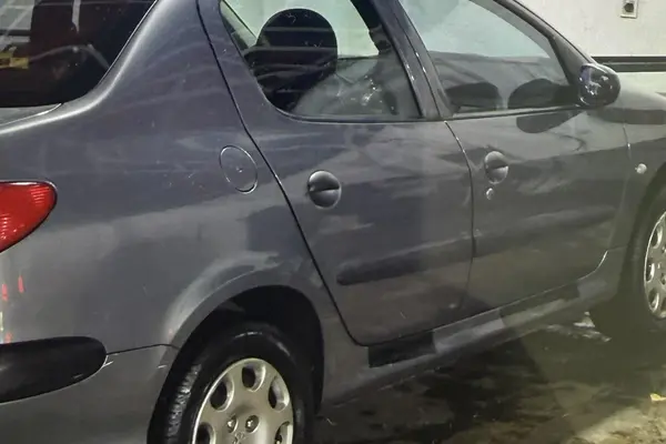 پژو  206 SD
