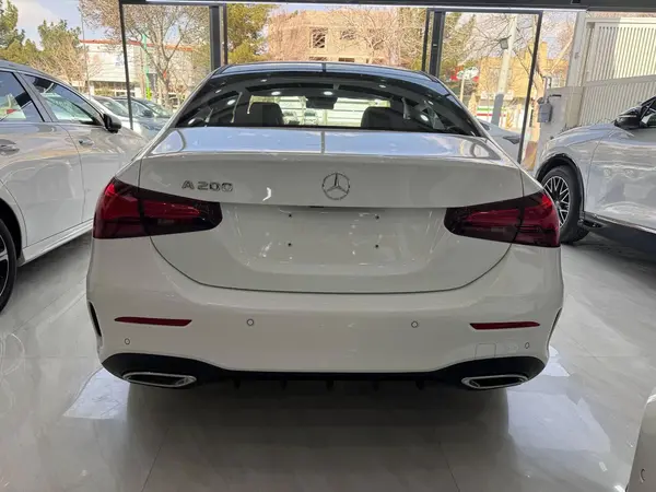 بنز، کلاس A سدان