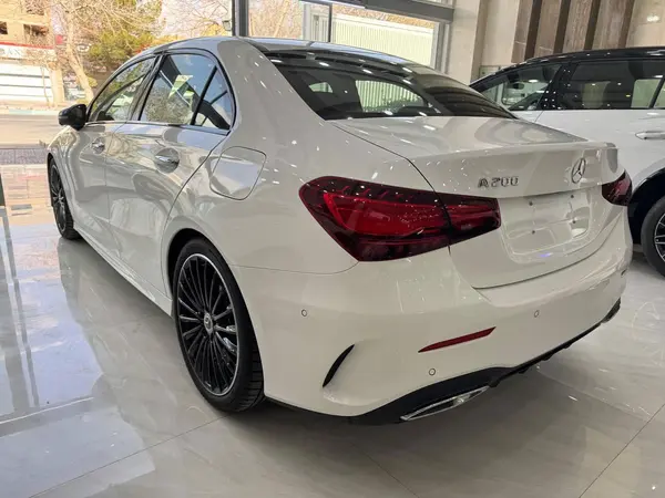 بنز، کلاس A سدان