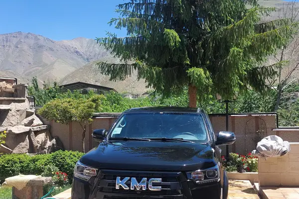 کی ام سی  T8