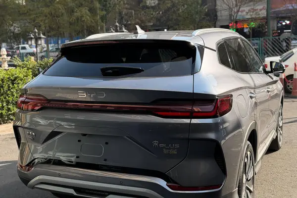 بی وای دی، سانگ پلاس DMi