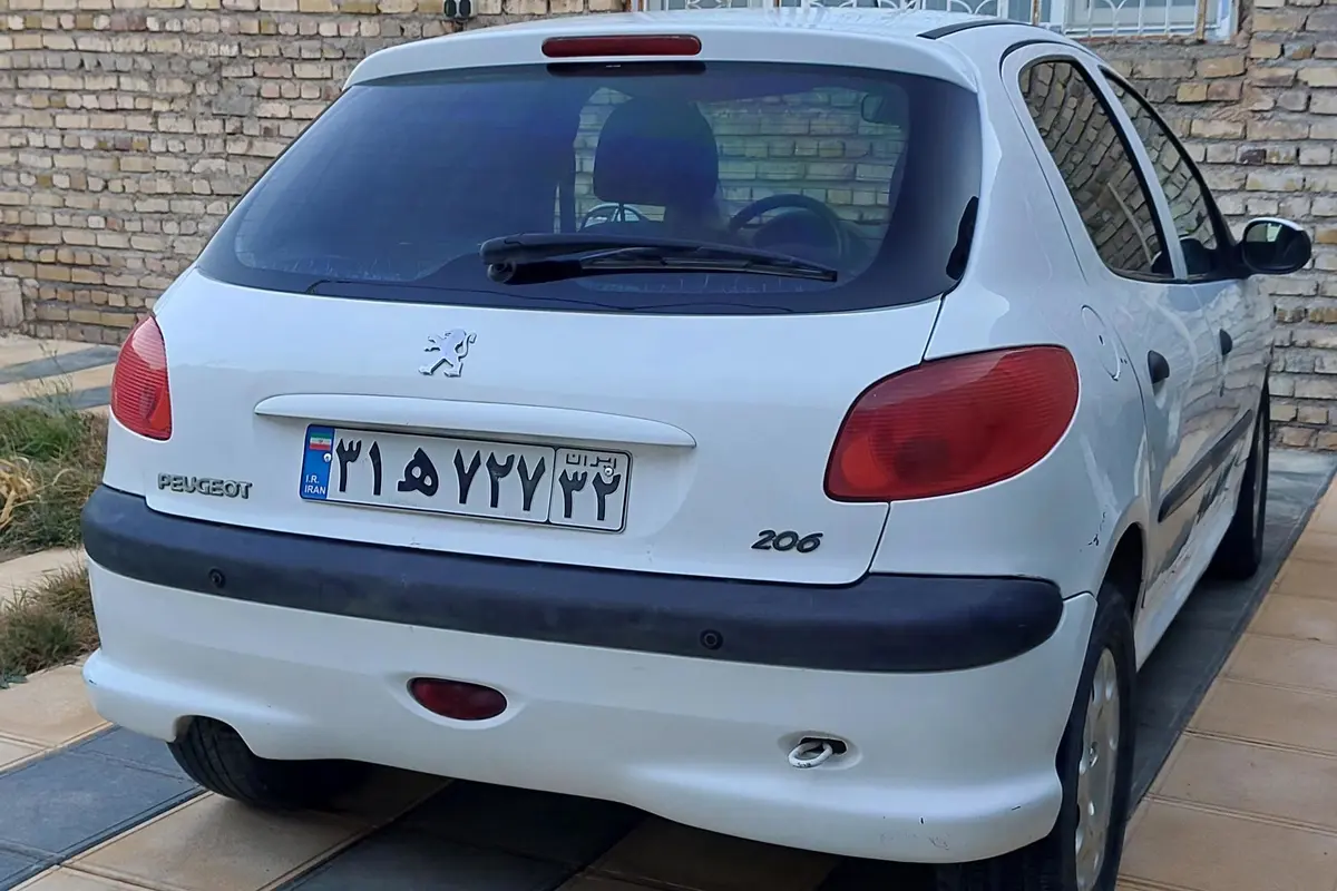 پژو،  206