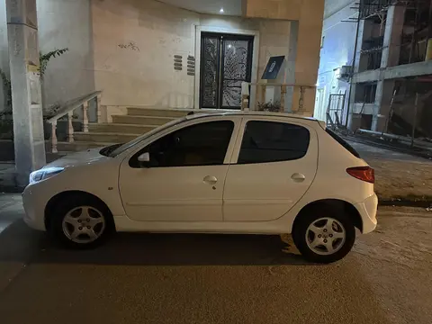 پژو، 207