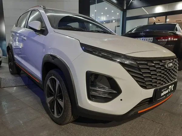 ام وی ام، X33 کراس