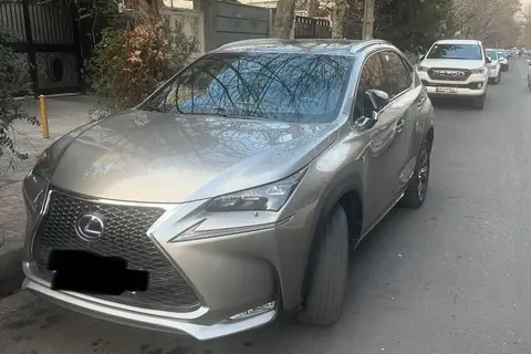 لکسوس، NX