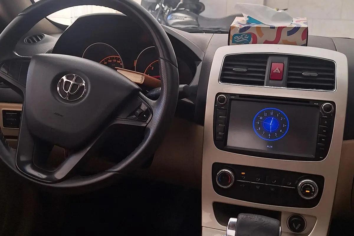 برلیانس،  H330