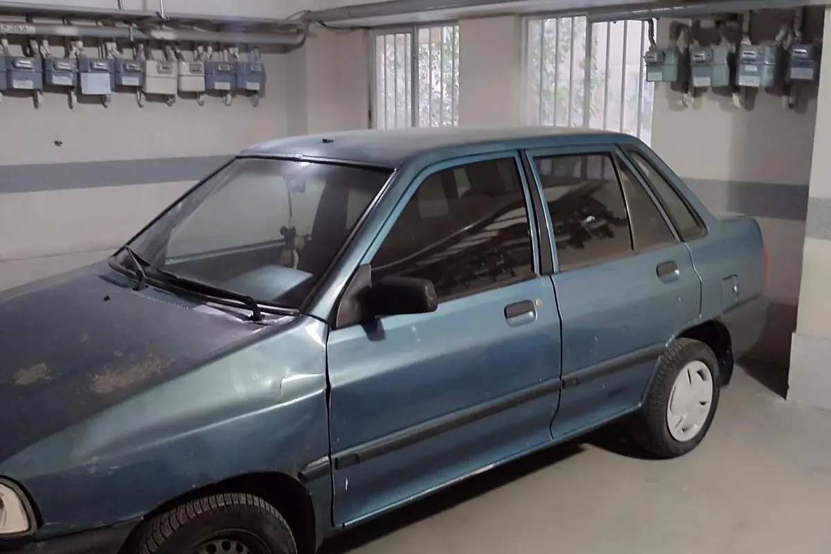 پراید،  صندوق دار
