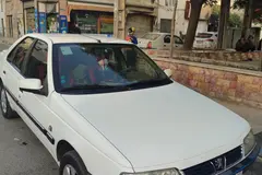 پژو، 405