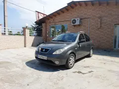 تیبا، هاچ بک
