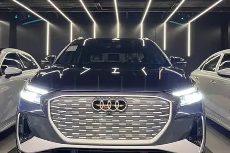 آئودی Q5 e-tron