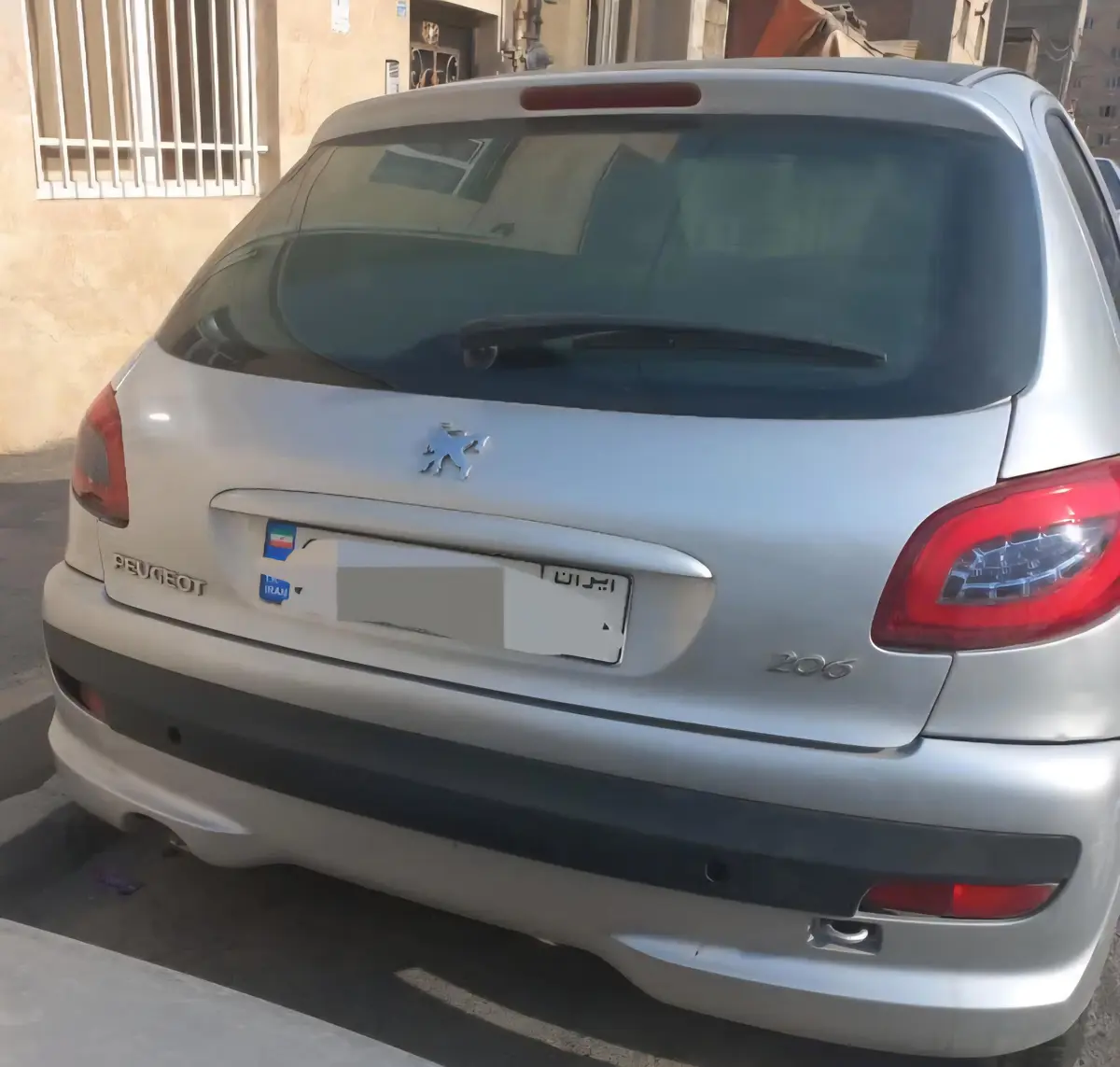 پژو،  206