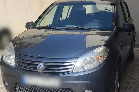 رنو، ساندرو