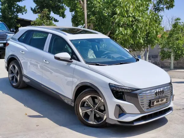 آئودی  Q5 e-tron