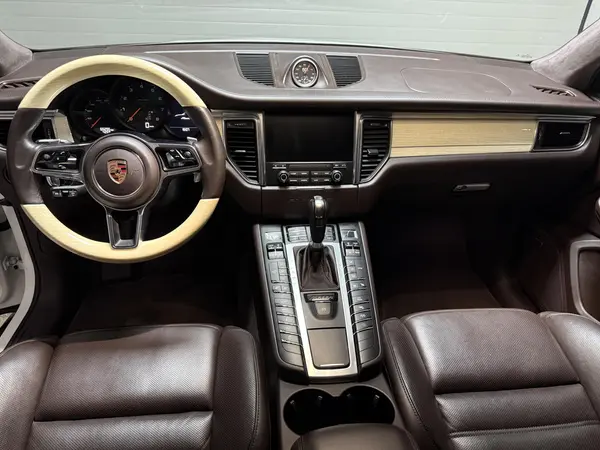 پورشه، ماکان