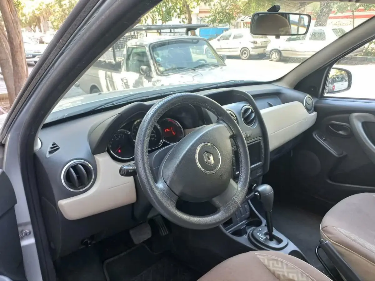 رنو  داستر