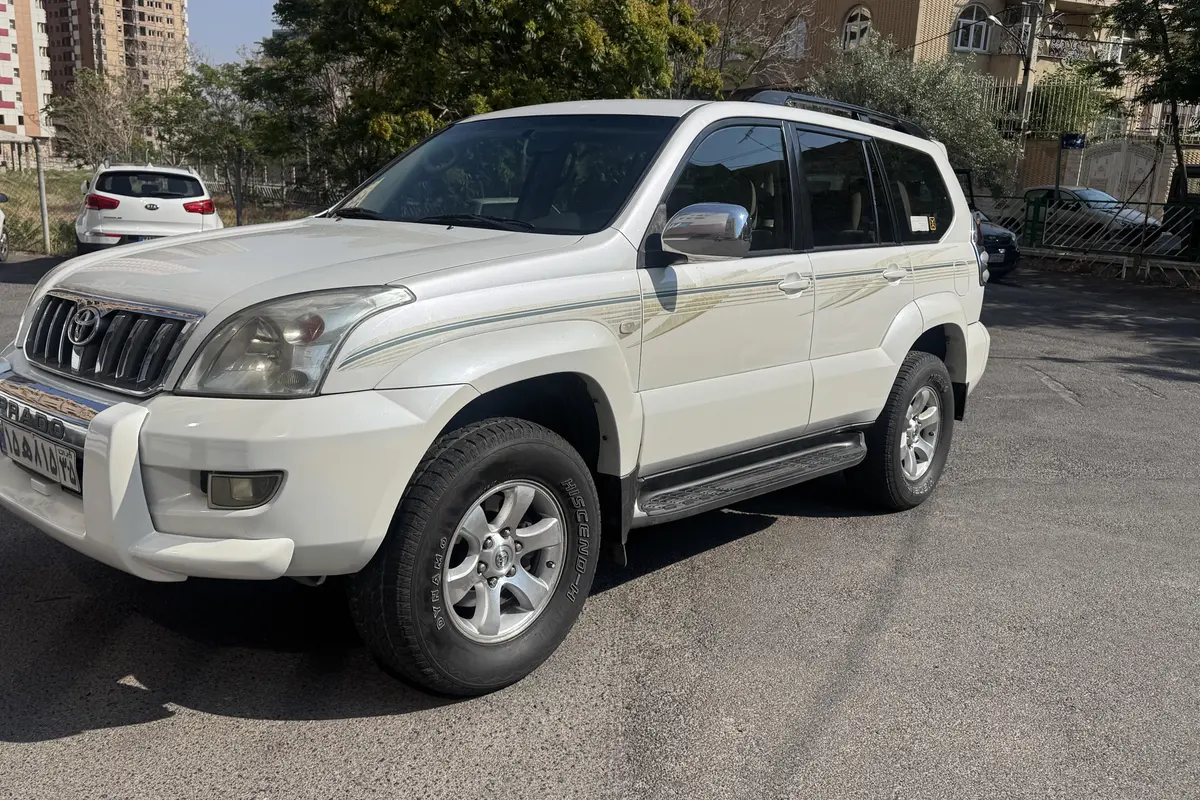 تویوتا  پرادو  چهار در