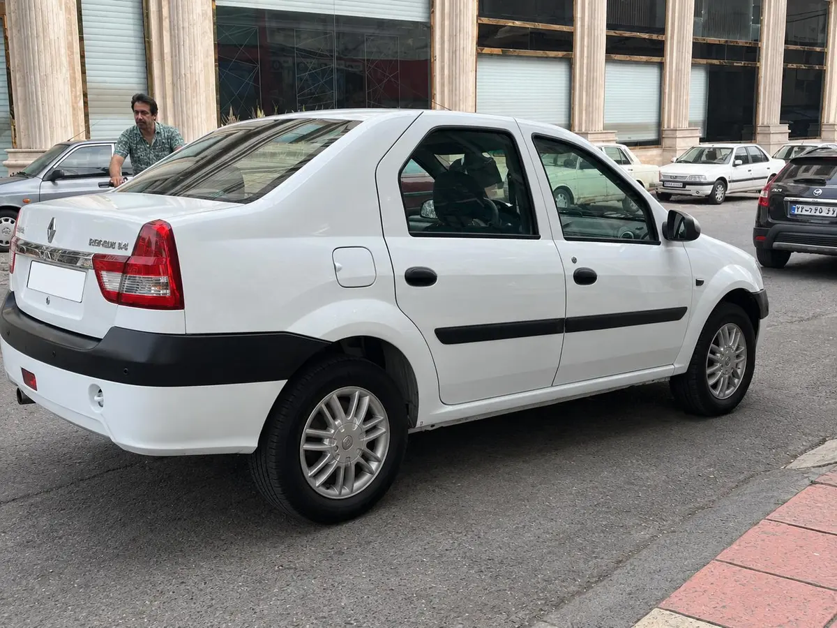 رنو،  تندر 90