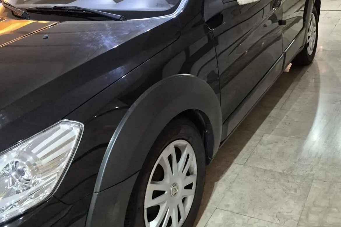 دانگ فنگ،  H30 کراس