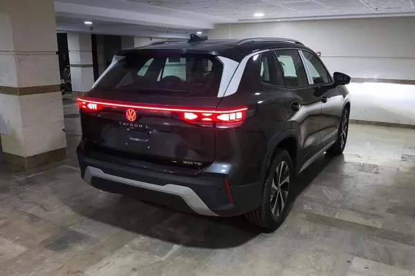 فولکس، تایرون L