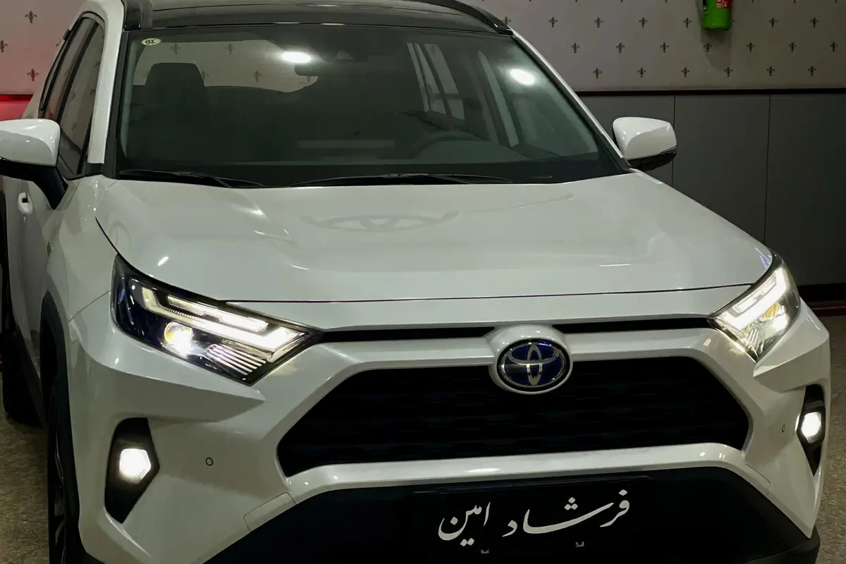 تویوتا،  راوفور هیبرید