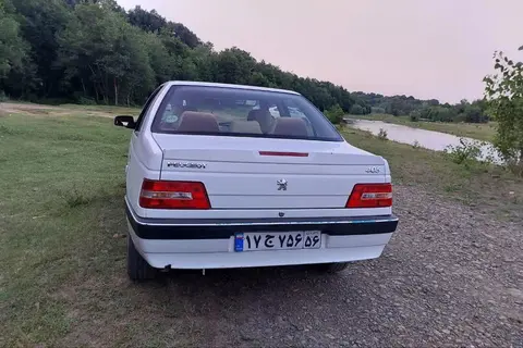 پژو، 405