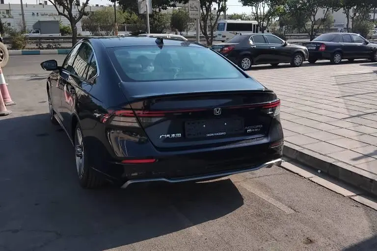 هوندا،  آکورد e:PHEV