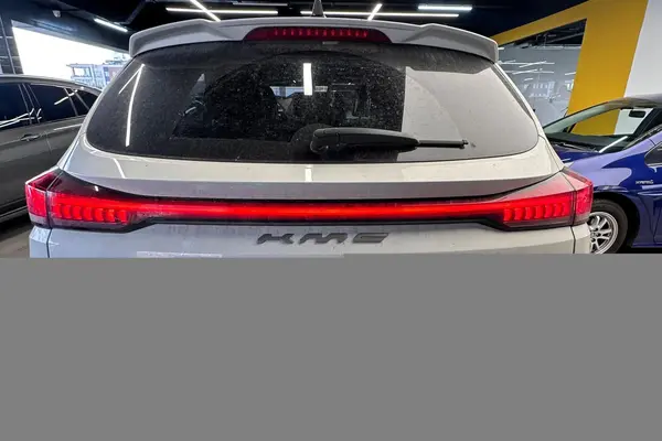 کی ام سی  X5