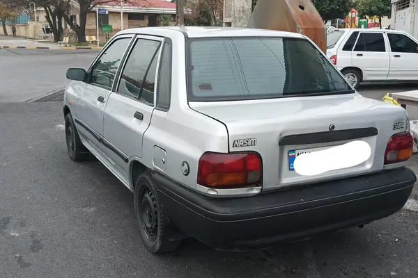 پراید، صندوق دار