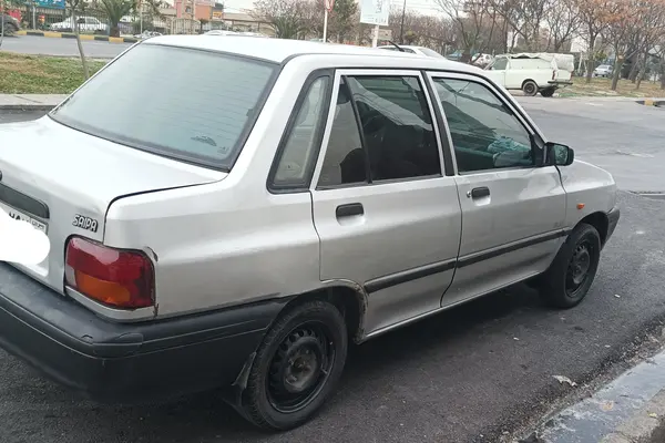 پراید، صندوق دار