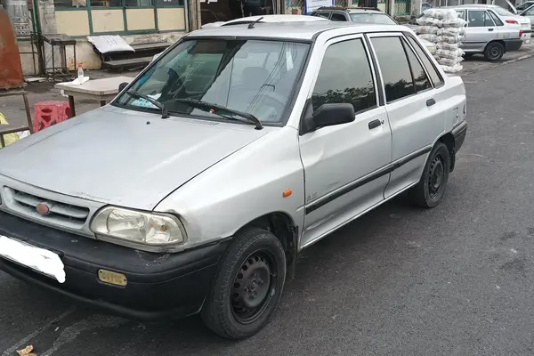 پراید، صندوق دار