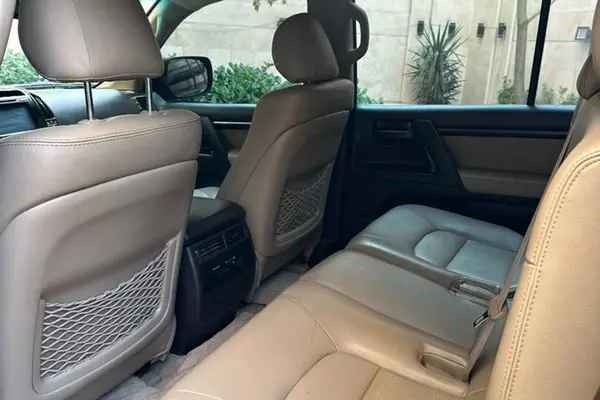 تویوتا، لندکروز چهار در