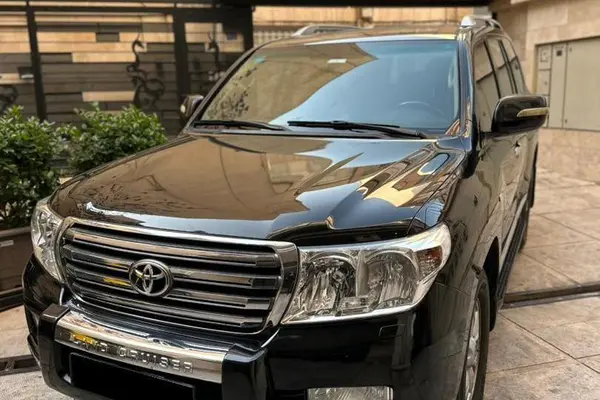 تویوتا، لندکروز چهار در