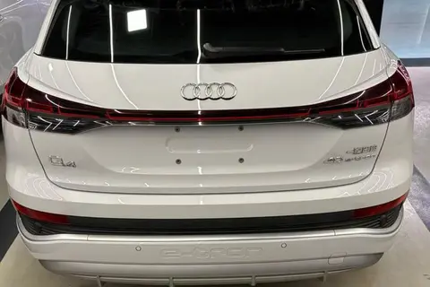 آئودی، Q4 e-tron