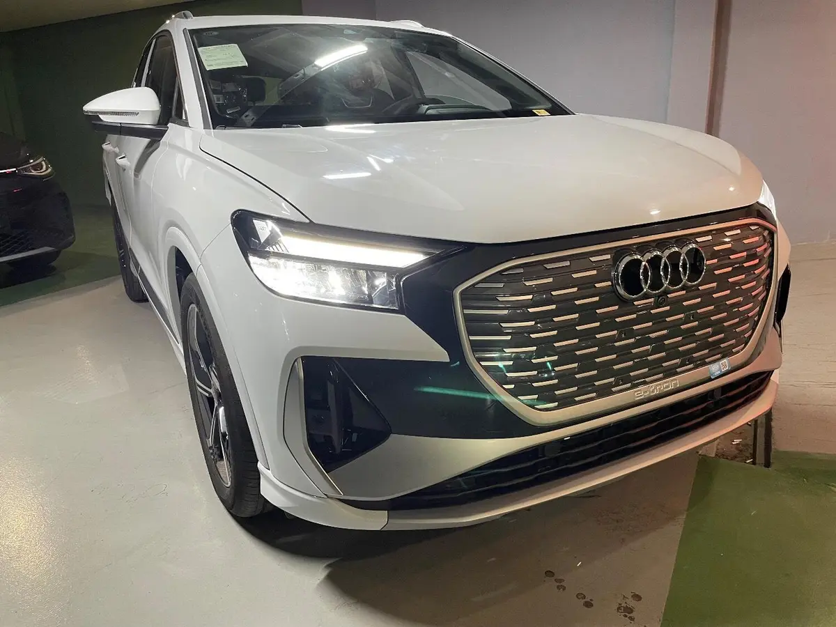 آئودی،  Q4 e-tron