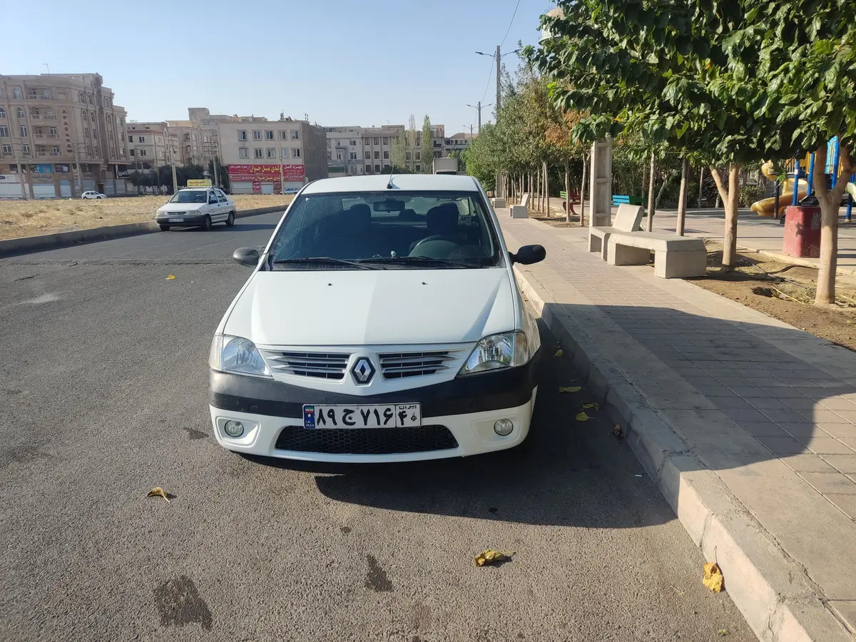 رنو،  تندر 90