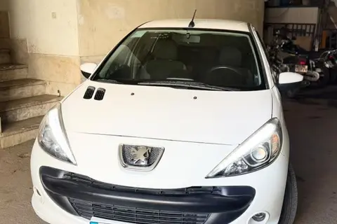 پژو، 207