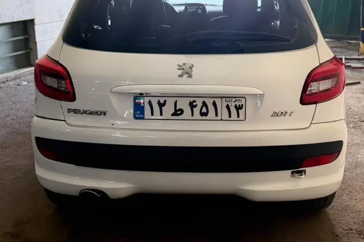 پژو  207