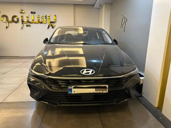 هیوندای  النترا