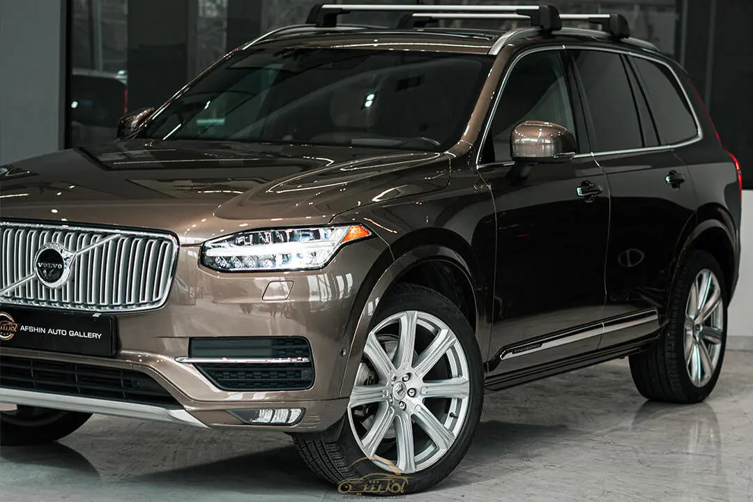 ولوو  XC90
