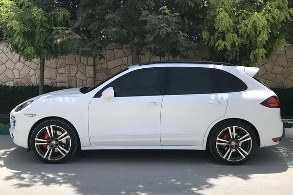 پورشه، کاین