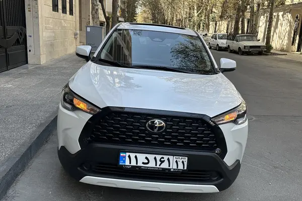 تویوتا، کرولا کراس هیبرید