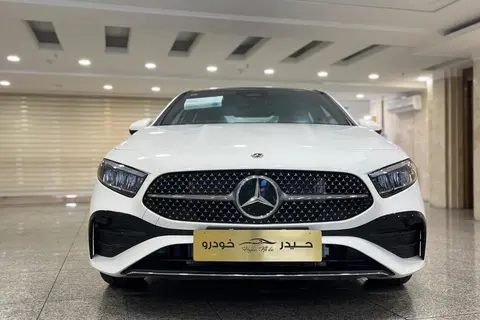 بنز، کلاس A سدان