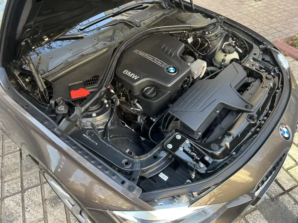 ب ام و، سری 3 سدان